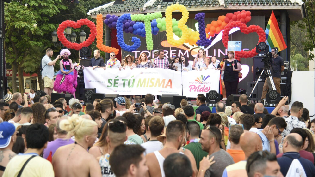 Málaga se tiñe de colores por el Orgullo LGTBIQ+